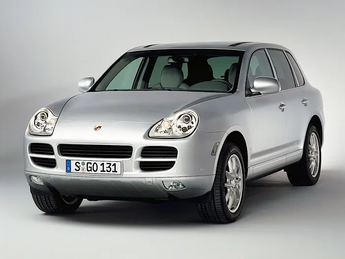 Први Porsche Цаиенне, 2002