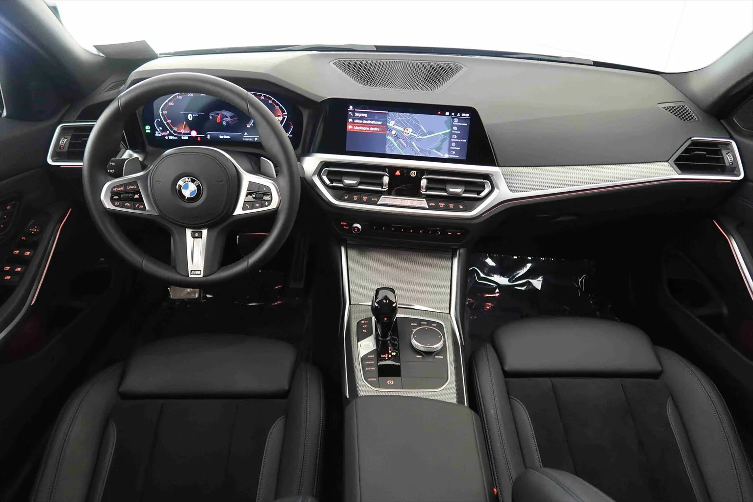 BMW 320d xDriveTouring M-Sport Automat  Image 5