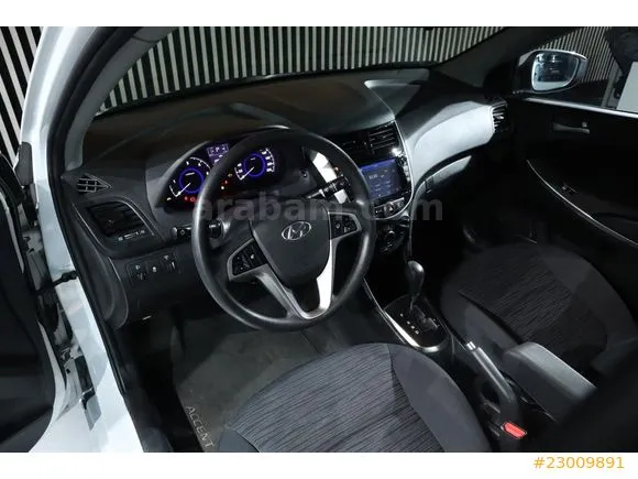 Hyundai Accent Blue 1.6 CRDI Mode Plus Image 8