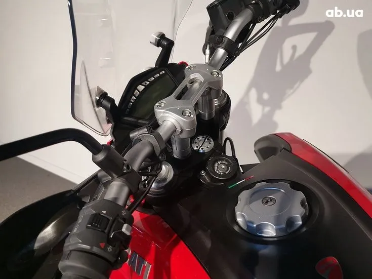 Ducati Hyperstrada  Image 2