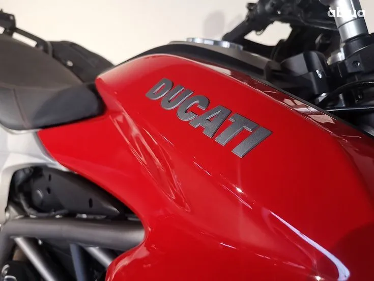 Ducati Hyperstrada  Image 7
